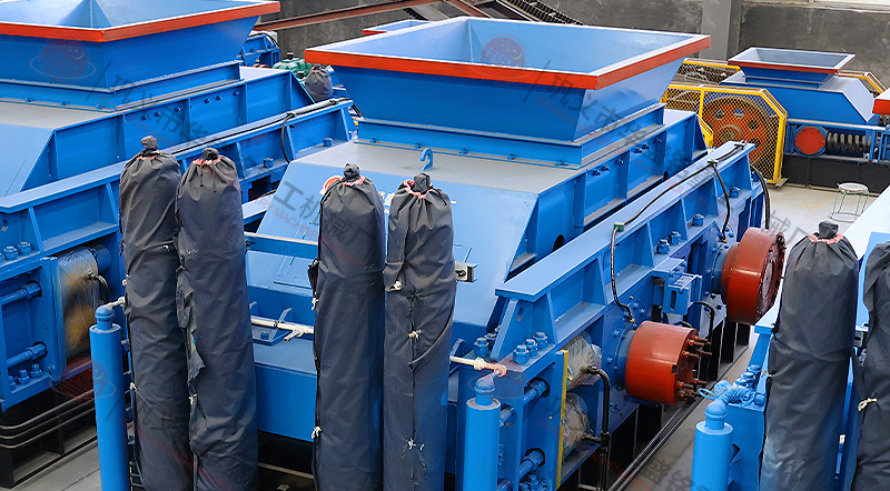  鈉長石大型全自動液壓對輥制砂機價格多少？