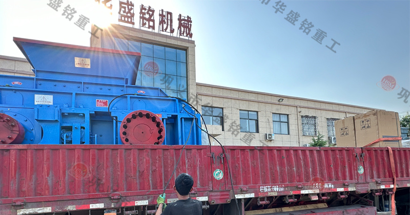 鐵礦石液壓對輥破碎機的維護成本如何？工作原理是什么？