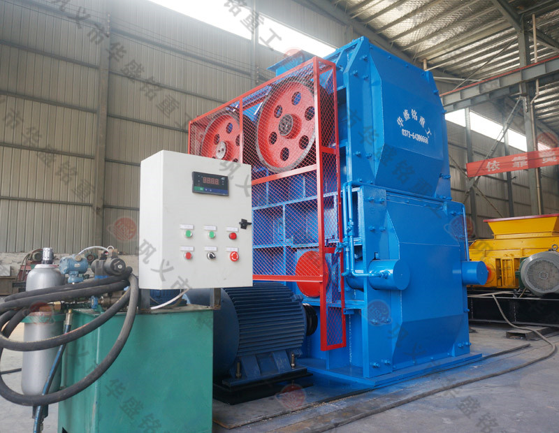 四輥破碎機接連發(fā)貨，華盛銘忙忙碌碌