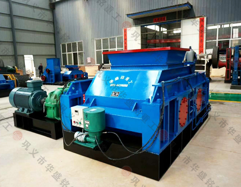 河卵石制砂選什么設(shè)備，小型對輥制砂機多少錢