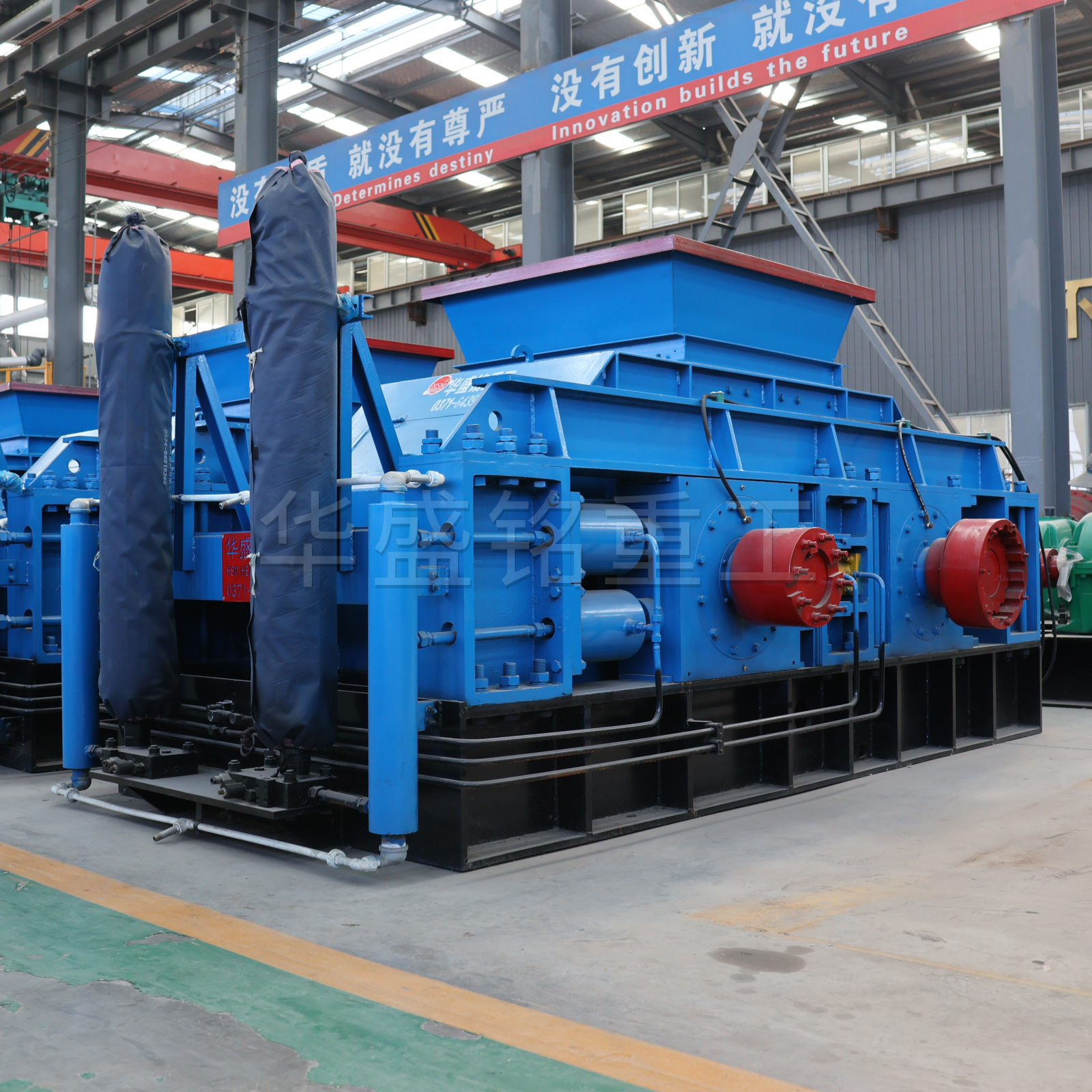 河卵石制砂可以嗎？砂質(zhì)怎么樣？河卵石制砂選哪種機(jī)器？