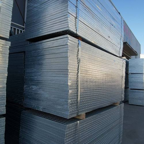 造船用鍍鋅鋼格柵鋼格板如何避免松動風(fēng)險