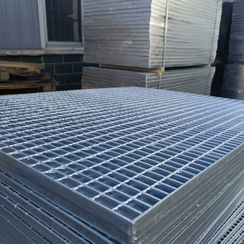鍍鋅平臺鋼格板的首選優(yōu)勢解析