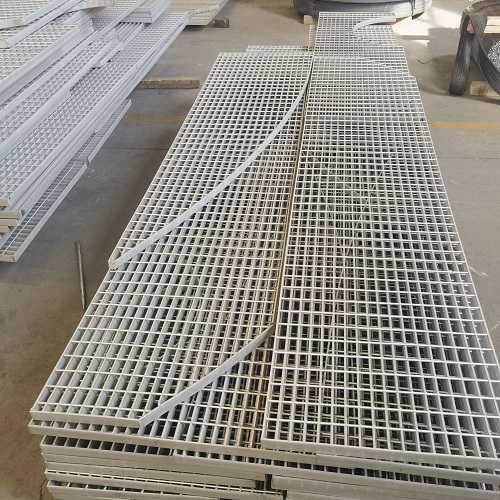 如何辨別劣質(zhì)鋼格板？看這4個細(xì)節(jié)，避免安全隱患！