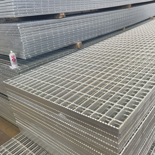 海上平臺防滑鋼格板：抗鹽霧腐蝕技術(shù)詳解！