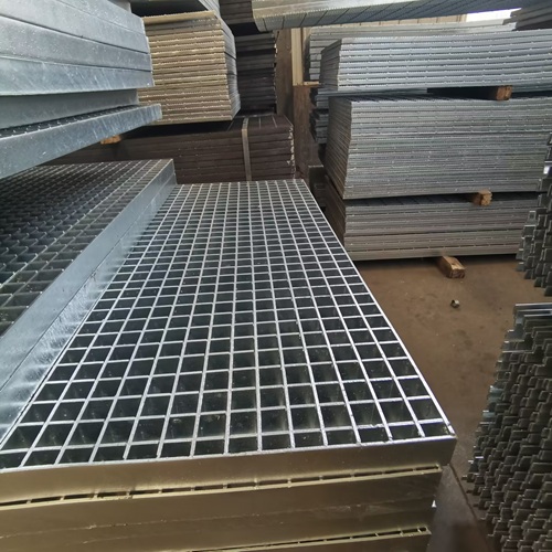 鋼格柵知識(shí)科普：材質(zhì)、規(guī)格如何影響使用效果？