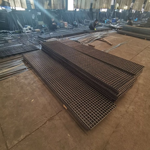 為什么說鋼格柵是工程建設(shè)的 “全能選手”？