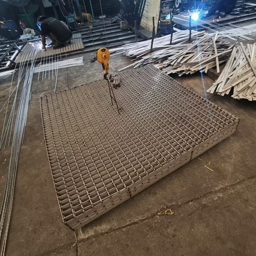 從工業(yè)到藝術(shù)，鋼格柵正在成為設(shè)計(jì)師的新寵