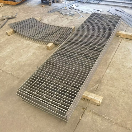 不止工程用！鋼格板在數(shù)據(jù)中心地板的驚艷應(yīng)用