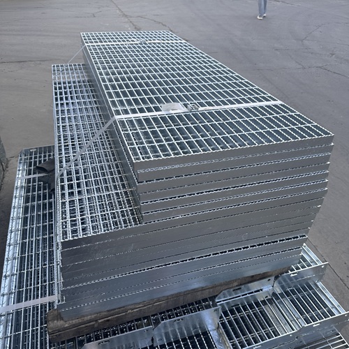 鋼格板的隱形實力揭秘，遠(yuǎn)比你想象的強大